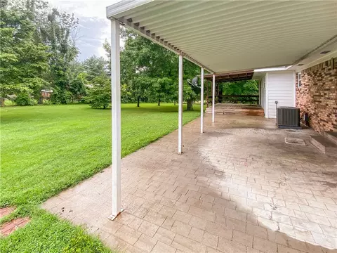 Exterior - 261 Button Dr, Harrison, AR 72601 photo 5 of 10