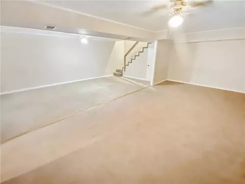 Living - 261 Button Dr, Harrison, AR 72601 photo 4 of 4