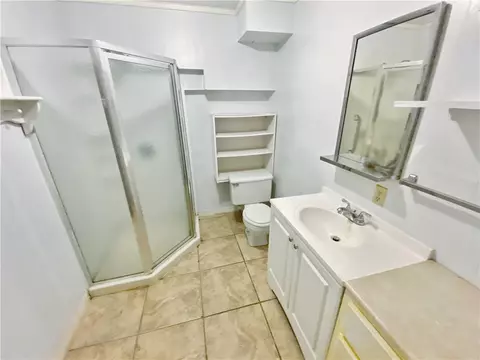 Bath - 261 Button Dr, Harrison, AR 72601 photo 4 of 4