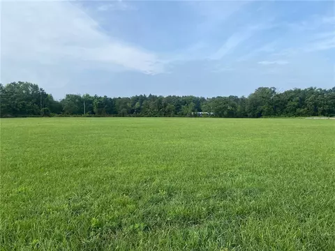 Farm Road 1045, Exeter, MO 65647