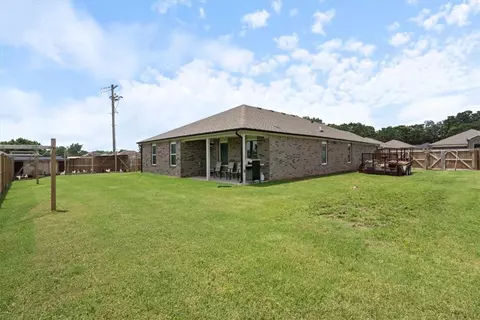 800 Buffalo Ave, Gentry, AR 72734
