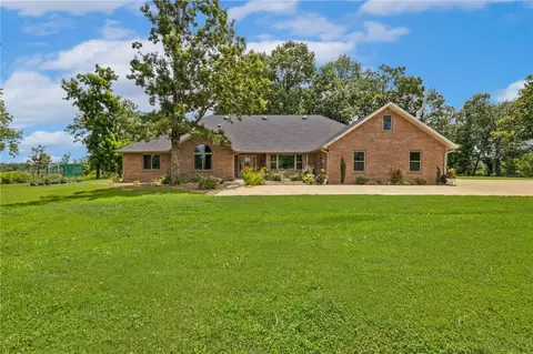 10656 Short Rd, Bentonville, AR 72712