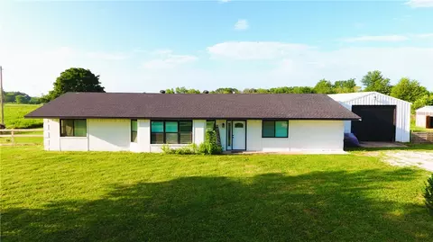 14133 Coffelt Cemetery Rd, Bentonville, AR 72713