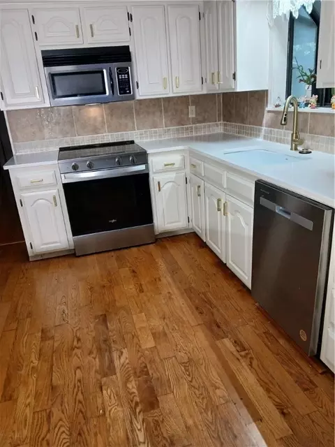 Kitchen - 1802 Shellie Ln, Harrison, AR 72601 photo 1 of 3