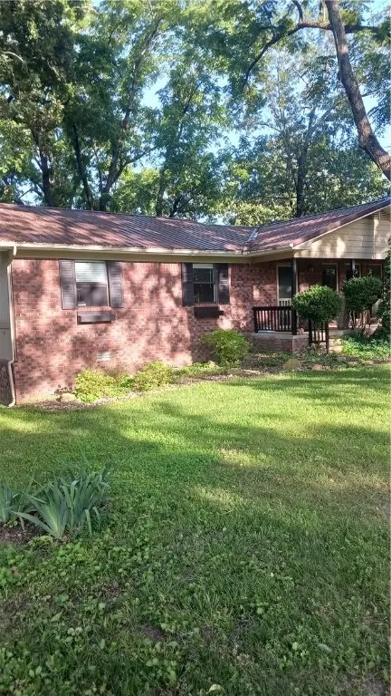 Exterior - 1802 Shellie Ln, Harrison, AR 72601 photo 3 of 4