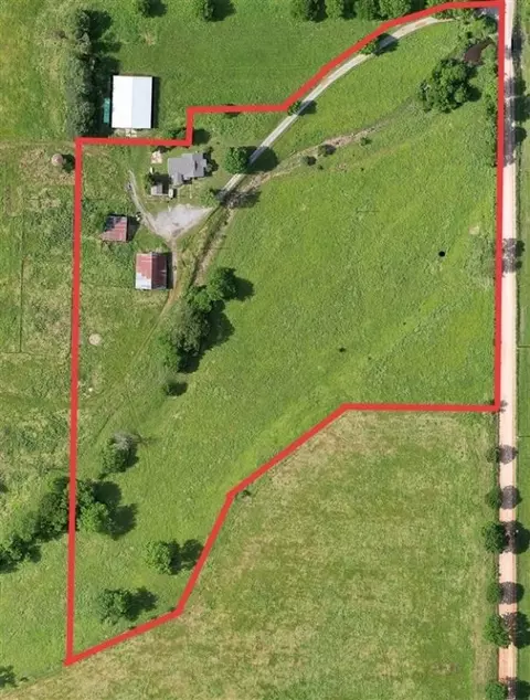 13125 School House Rd, Gravette, AR 72736