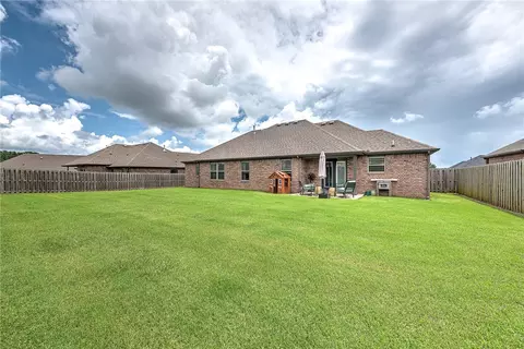 Exterior - 520 Lancaster Rd, Centerton, AR 72719 photo 5 of 6