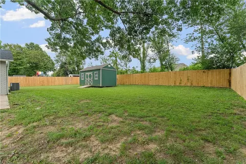 107 Eames Ave, Springdale, AR 72764 photo 25