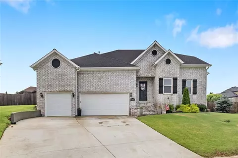 1017 Marbella Ct, Cave Springs, AR 72718