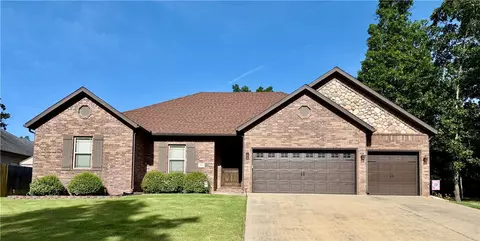 64 Wandsworth Dr, Bella Vista, AR 72715