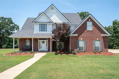 3631 Marshall Cir, Van Buren, AR 72956