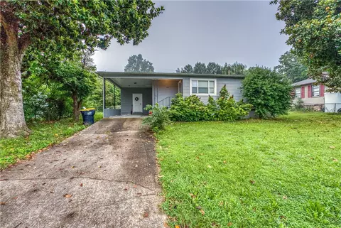 712 Sunset Ln, Harrison, AR 72601