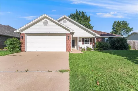 1105 N Oriole Ave, Rogers, AR 72756