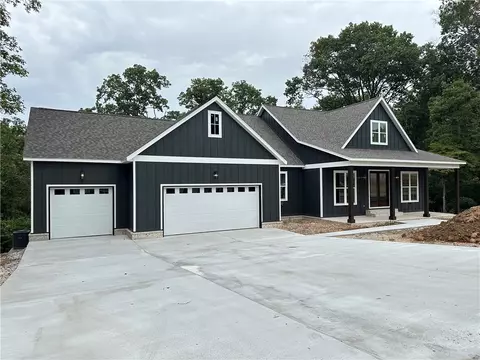 542 Oneida Cir, Pea Ridge, AR 72751