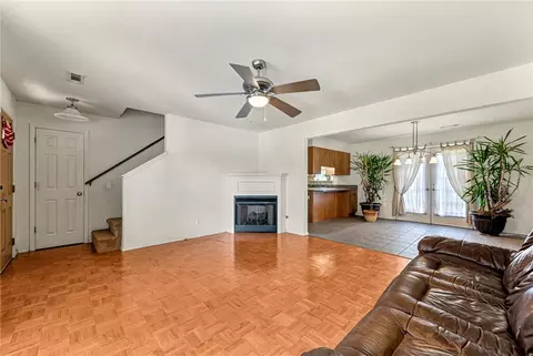 413 Spring St, Rogers, AR 72756 photo 3