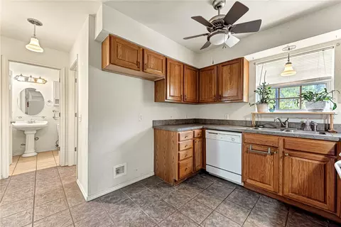 413 Spring St, Rogers, AR 72756 photo 8
