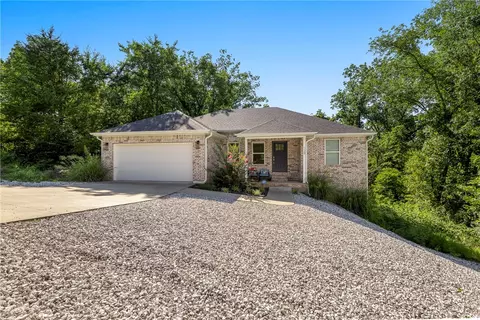 129 Granshire Dr, Bella Vista, AR 72714