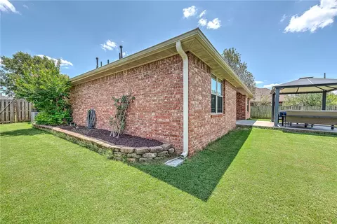 Exterior - 457 Brandons Loop, Springdale, AR 72762 photo 5 of 6