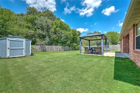 Exterior - 457 Brandons Loop, Springdale, AR 72762 photo 4 of 6