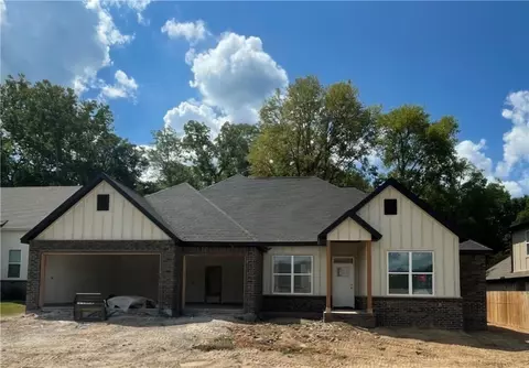 1201 Bunker Dr, Pea Ridge, AR 72751