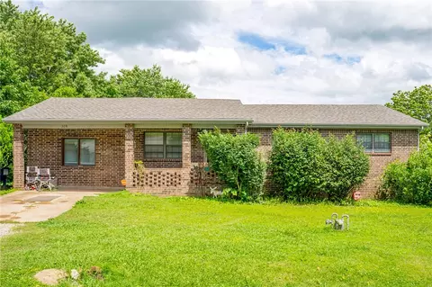 309 Crownover St, Gassville, AR 72635
