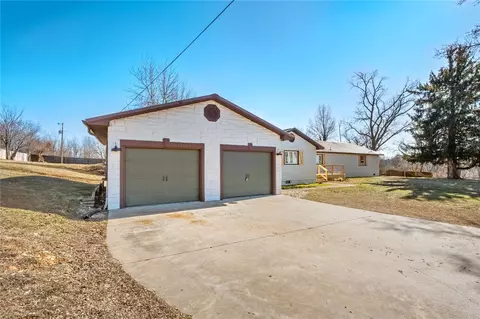 609 Sands Rd, Cave Springs, AR 72718