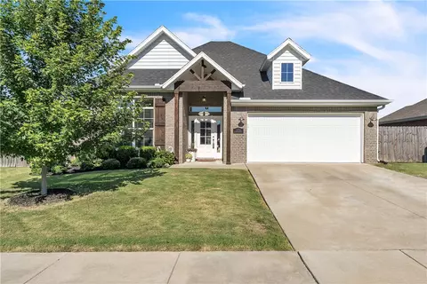 551 Greylag Way, Farmington, AR 72730
