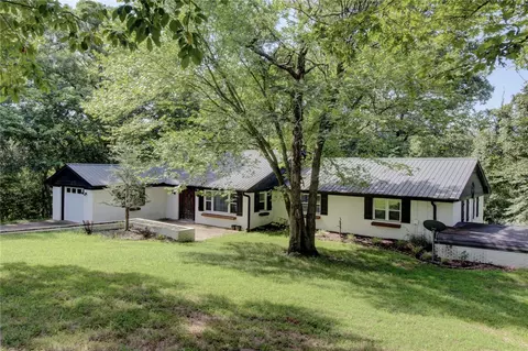 14696 Greenburrow Rd, Fayetteville, AR 72704
