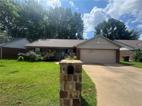 103 Lelia Ln, Searcy, AR 72143