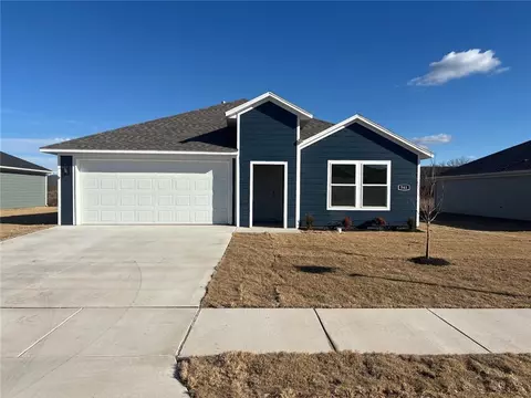 541 Shepherd St, Prairie Grove, AR 72753