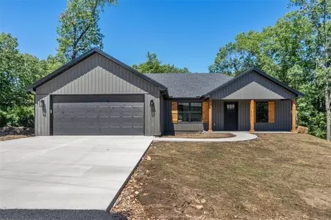 24 Birsay Cir, Bella Vista, AR 72715