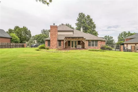 3692 Tanglewood Dr, Springdale, AR 72764