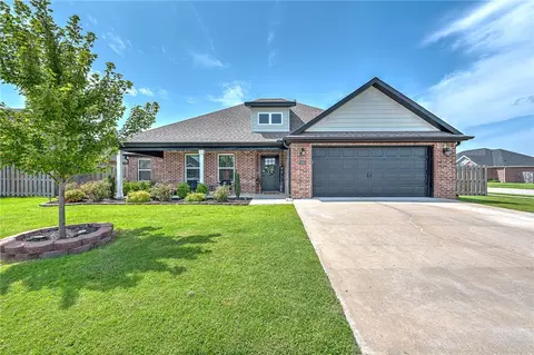 35 E Loveland Loop, Farmington, AR 72730