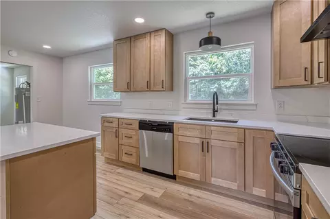 128 E Splitlog Ave, Goodman, MO 64843 photo 7