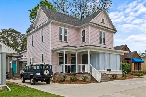 528 N College Ave, Fayetteville, AR 72701