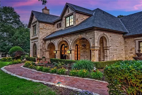 6104 Park Ave, Fort Smith, AR 72903