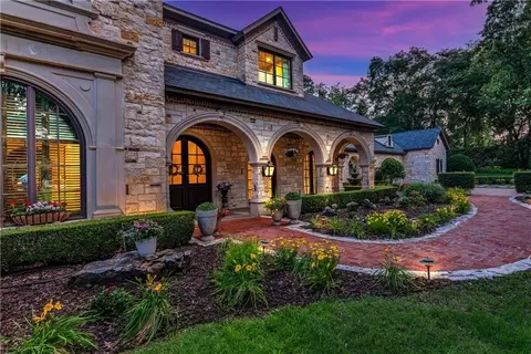 Exterior - 6104 Park Ave, Fort Smith, AR 72903 photo 2 of 7