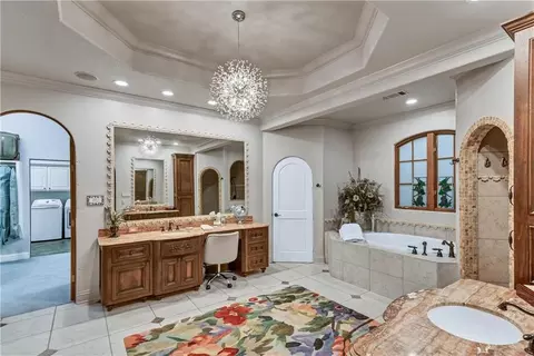 Bath - 6104 Park Ave, Fort Smith, AR 72903 photo 1 of 5