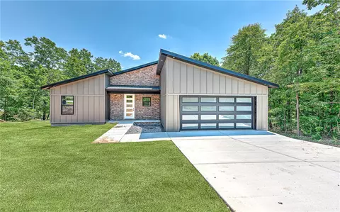 9 Lincluden Ln, Bella Vista, AR 72715