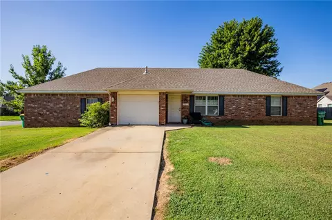 771 Appleridge Dr, Centerton, AR 72719