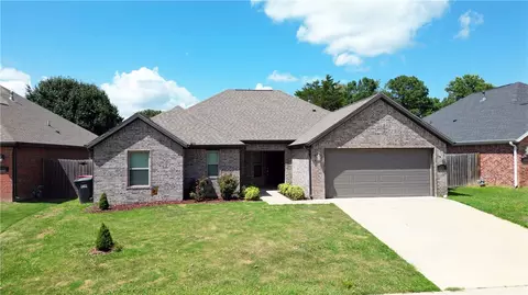 3136 Summer View Ave, Springdale, AR 72764