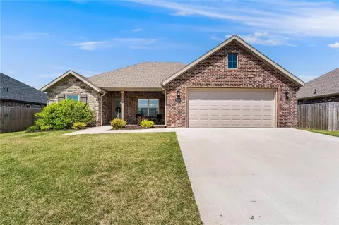 929 Madden St, Springdale, AR 72762