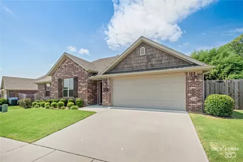 3546 Foxtail Lily Ln, Fayetteville, AR 72704