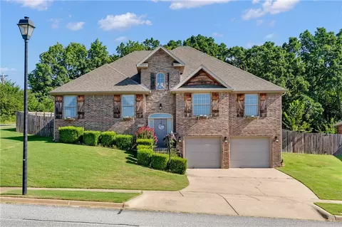 3380 W Ika Ln, Fayetteville, AR 72704