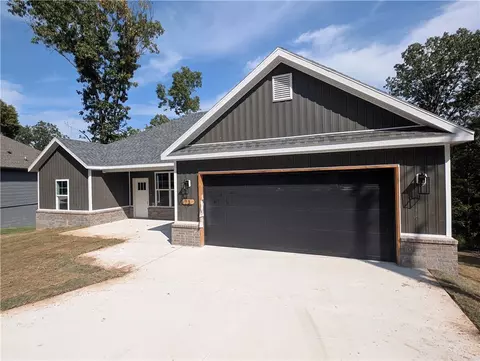 73 Wandsworth Dr, Bella Vista, AR 72715