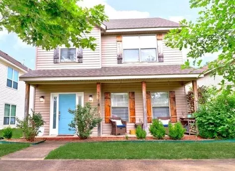 2714 Westminster Dr, Fayetteville, AR 72704