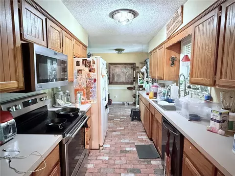 8517 Spruce Dr, Rogers, AR 72756 photo 2