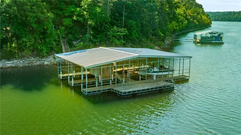 10435 Hickory Hills Dr, Rogers, AR 72756
