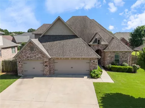 1610 Quailridge Way, Bentonville, AR 72713
