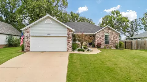 2609 Jean St, Springdale, AR 72762